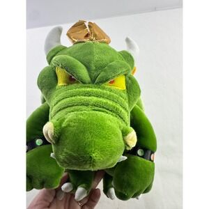 Nintendo Super Mario Bowser Koopa Green Plush Toy with Gold Crown Sen-Ai Tag